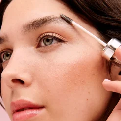 Fluff Up Brow Wax - Flexibles Augenbrauen-Stylingwachs