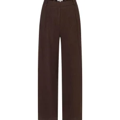 Hose mit weitem bein