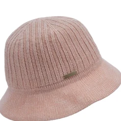 Hut