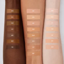 Real Flawless Weightless Perfecting Concealer