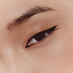 Trait d'Hermès, Eyeliner – Prägung und Präzision, Encre Noire