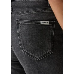 Wide-Leg-Jeans